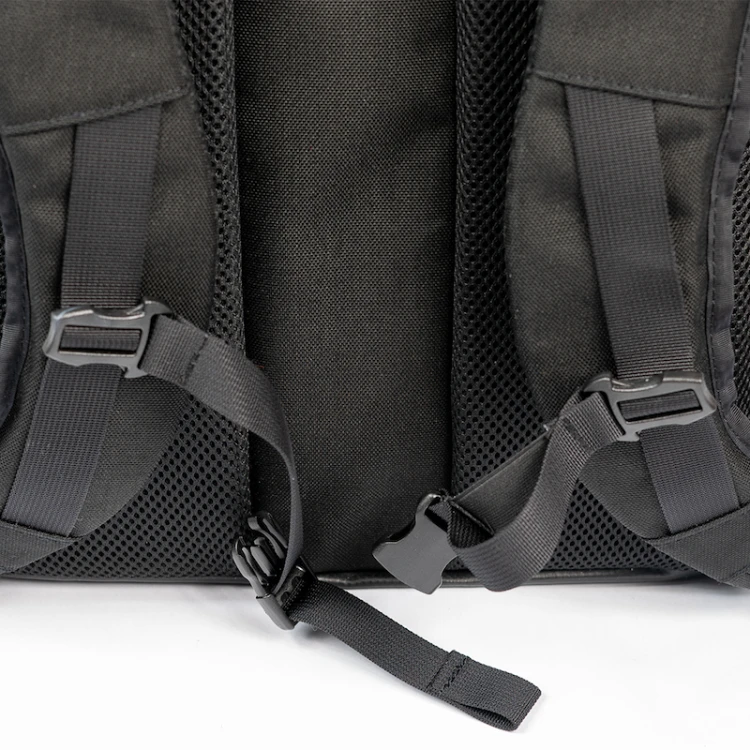 Sir Hans Backpack 10.png